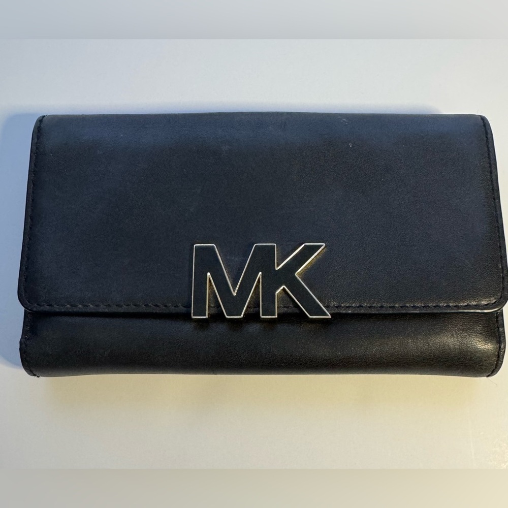 Michael Kors Florence Large Billfold Genuine leather black